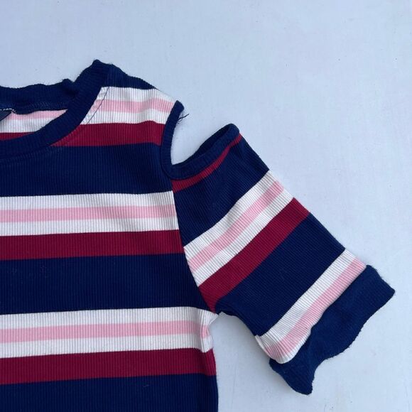 Tommy Hilfiger Open shoulder Girls Dress size 12/14 - Picture 4 of 4